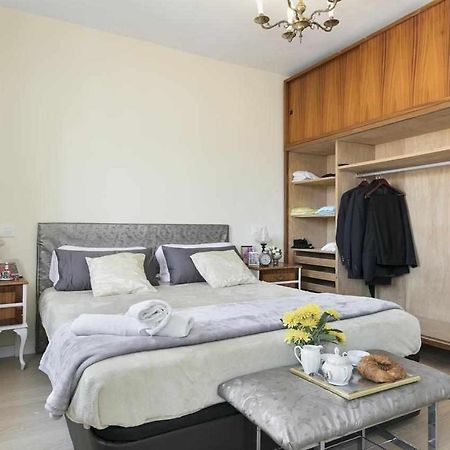 Apartment Leonor Barcelona Exterior photo