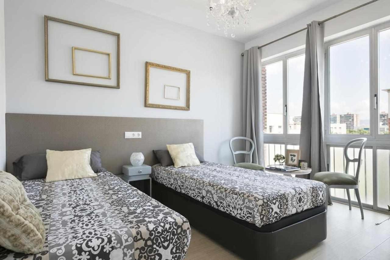 Apartment Leonor Barcelona Exterior photo