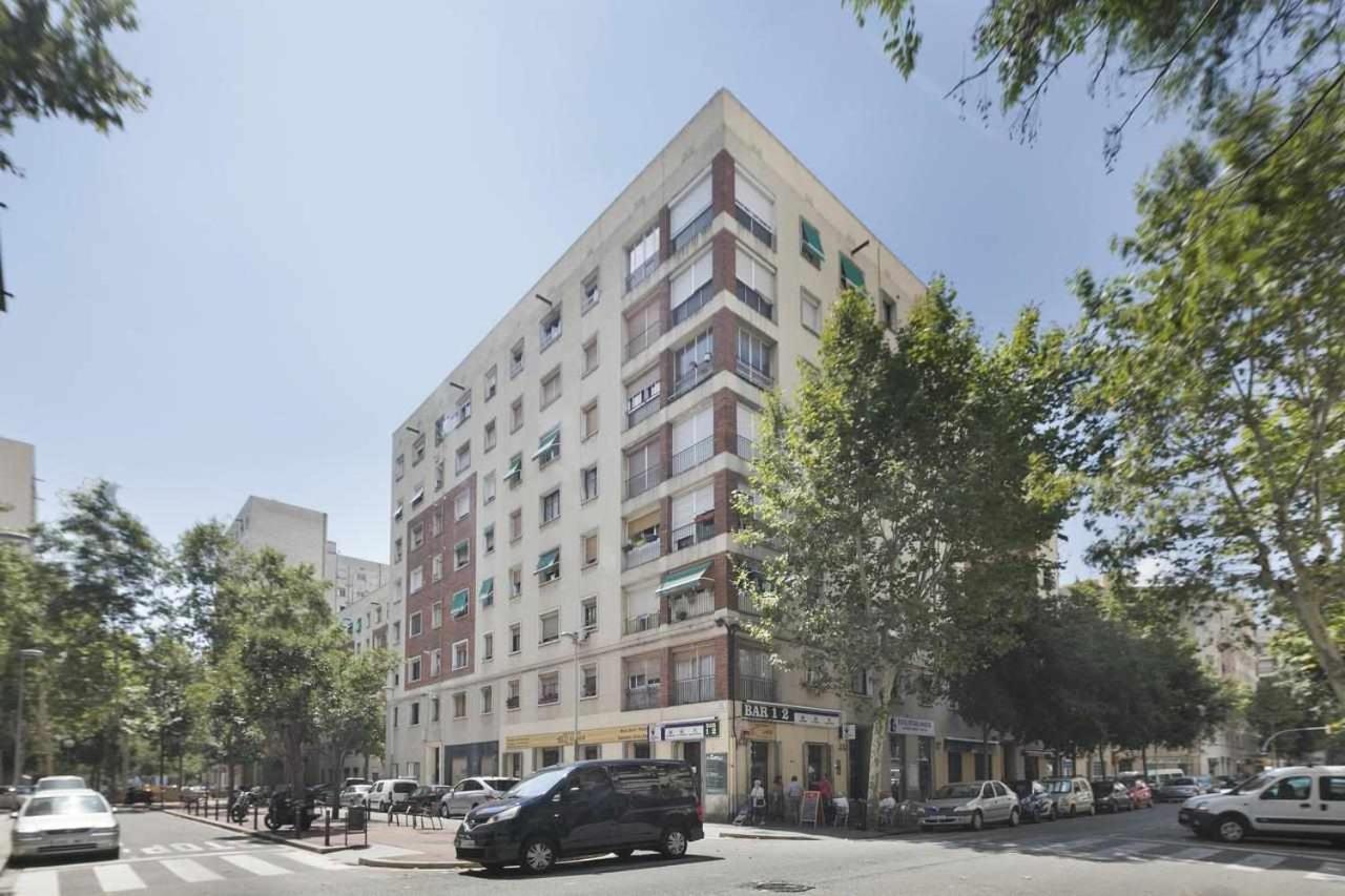 Apartment Leonor Barcelona Exterior photo